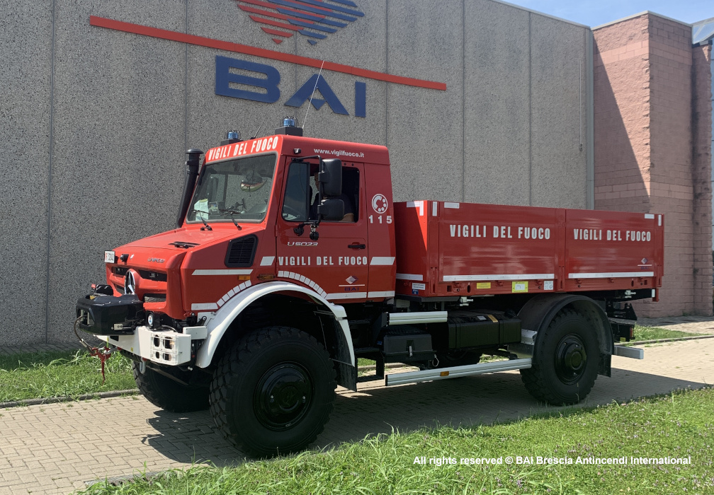 esemplare del modello BAI VSPE 14 M, su telaio MB Unimog U5023 3consegnaBAI_VSPE14M