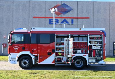 Livraison réussie d'un véhicule anti-incendie BAI aux Pompiers Volontaires de Salorno.