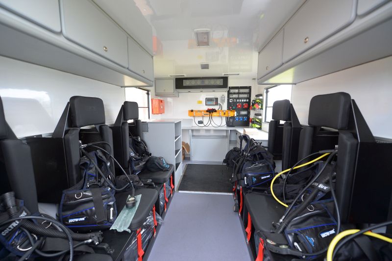 VSM 13 M - scuba carrier - inside view 